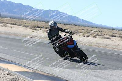 media/Dec-01-2025-Moto Forza (Mon) [[2daa91e15f]]/3-Beginner Group/Session 3 (Turn 16 Inside)/